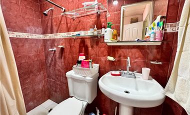 VENTA CASA BETANIA 250M2 AMOBLADA CV