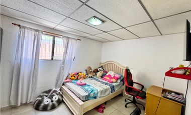 VENTA CASA BETANIA 250M2 AMOBLADA CV