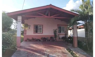 ALQUILO CASA EN ARRAIJAN RESIDENCIAL ALTOS DE CERRO TIGRE AMOBLADA