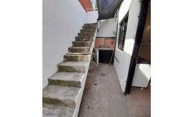 PROXIMO INGRESO. CASA AMERICANA EN PH. EN ALQUILER. ITUZAINGO NORTE.