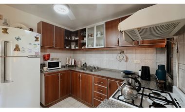 Venta casa 4 dormitorios con cochera y pileta Apta Credito