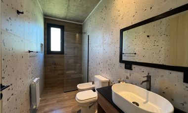 CASA A ESTRENAR - ECUESTRE - COSTA ESMERALDA