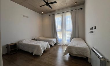 CASA A ESTRENAR - ECUESTRE - COSTA ESMERALDA