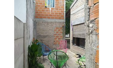 CASA Y DEPARTAMENTO