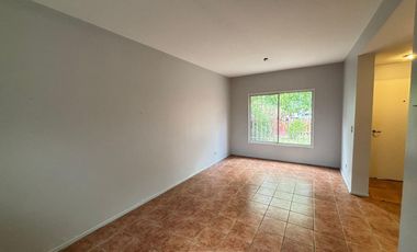 Alquiler Barrio Mirasoles Monte Grande Dúplex de 3 Dormitorios C/estacionamiento