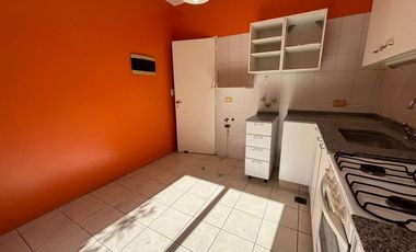 Alquiler Barrio Mirasoles Monte Grande Dúplex de 3 Dormitorios C/estacionamiento