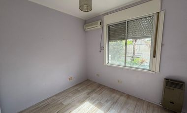 Alquiler Barrio Mirasoles Monte Grande Dúplex de 3 Dormitorios C/estacionamiento