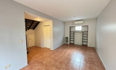 Alquiler Barrio Mirasoles Monte Grande Dúplex de 3 Dormitorios C/estacionamiento