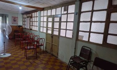 Casa sobre Terreno de 2129 m2. Rivadavia