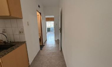 DEPARTAMENTO 2 AMBIENTES ALQUILER SAN JUSTO BALCON