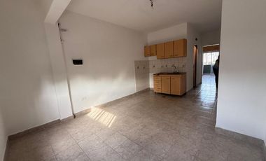 DEPARTAMENTO 2 AMBIENTES ALQUILER SAN JUSTO BALCON