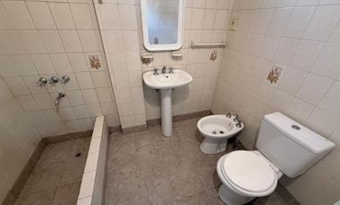 DEPARTAMENTO 2 AMBIENTES ALQUILER SAN JUSTO BALCON