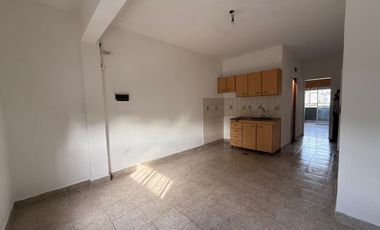 DEPARTAMENTO 2 AMBIENTES ALQUILER SAN JUSTO BALCON