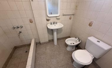 DEPARTAMENTO 2 AMBIENTES ALQUILER SAN JUSTO BALCON