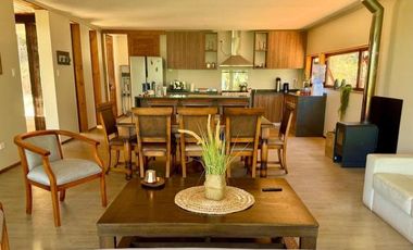 Pichilemu Condominio - NUEVA - PRECIOSA/Bosque y Surf 240 m2 y 5.000 terreno - Casa - Venta