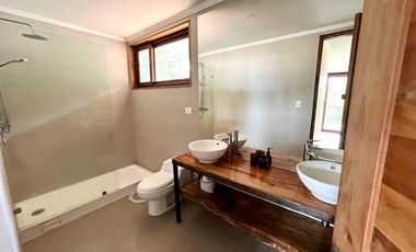 Pichilemu Condominio - NUEVA - PRECIOSA/Bosque y Surf 240 m2 y 5.000 terreno - Casa - Venta