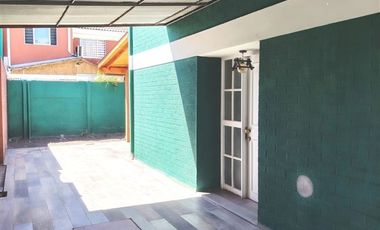 Casa en Arriendo en AVDA. LOMAS DE MIRASUR con VOLCÁN OSORNO