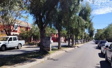 Casa en Arriendo en AVDA. LOMAS DE MIRASUR con VOLCÁN OSORNO