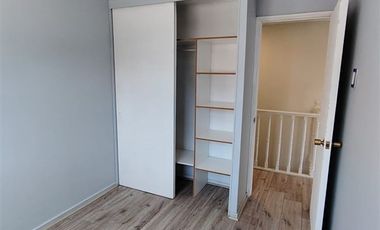 Casa en Arriendo en AVDA. LOMAS DE MIRASUR con VOLCÁN OSORNO