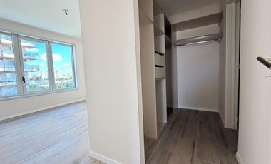 SE VENDE SEMIPISO DE 4 DORM EN AMARRAS CENTER