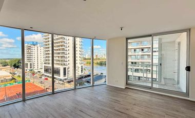 SE VENDE SEMIPISO DE 4 DORM EN AMARRAS CENTER