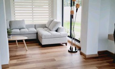 Casa Campestre de Lujo, 2 pisos,  PARA ESTRENAR en  Chia!