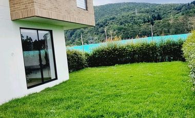 Casa Campestre de Lujo, 2 pisos,  PARA ESTRENAR en  Chia!