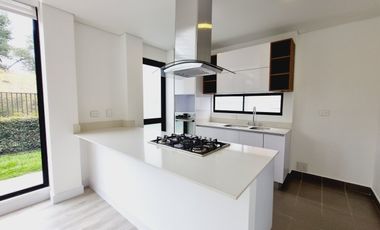 Cajicá, Casa en arriendo 2 pisos