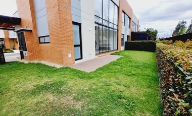 Cajicá, Casa en arriendo 2 pisos