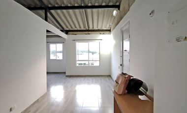 APARTAMENTO EN VENTA, POBLADO CAMPESTRE, CANDELARIA