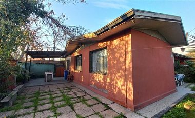 Casa en Venta en AVENIDA MACUL CON AVENIDA DR. AMADOR NEGHME RODRIGUEZ