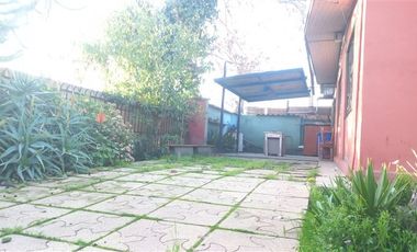 Casa en Venta en AVENIDA MACUL CON AVENIDA DR. AMADOR NEGHME RODRIGUEZ