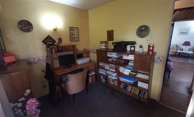 Casa en Venta en AVENIDA MACUL CON AVENIDA DR. AMADOR NEGHME RODRIGUEZ