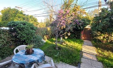 Casa en Venta en AVENIDA MACUL CON AVENIDA DR. AMADOR NEGHME RODRIGUEZ