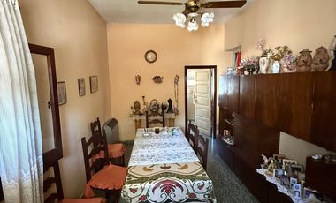 VENTA DE CASA 3 AMB QUILMES