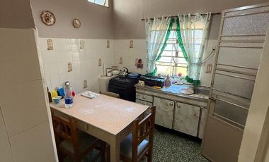 VENTA DE CASA 3 AMB QUILMES