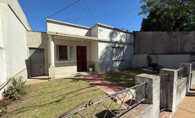 VENTA DE CASA 3 AMB QUILMES