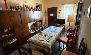 VENTA DE CASA 3 AMB QUILMES