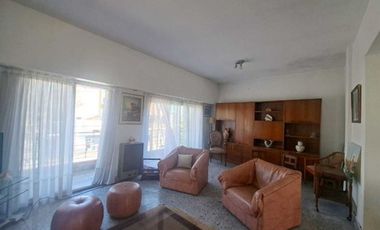 VENTA CASA QUILMES 3 AMB. C/LOCALES EN BLOCK