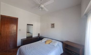 VENTA CASA QUILMES 3 AMB. C/LOCALES EN BLOCK