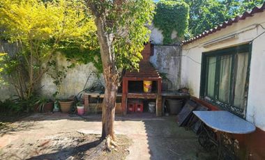 VENTA CASA QUILMES 3 AMB. C/LOCALES EN BLOCK
