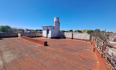 VENTA CASA QUILMES 3 AMB. C/LOCALES EN BLOCK