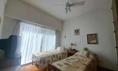 VENTA CASA QUILMES 3 AMB. C/LOCALES EN BLOCK