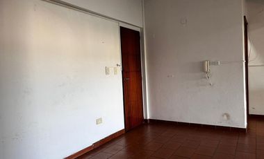 ALQUILER 3 AMB CON BALCON Y TERRAZA