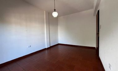 ALQUILER 3 AMB CON BALCON Y TERRAZA