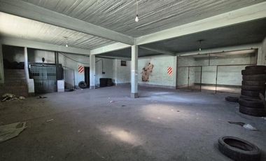 Galpón - Depósito  de 1200 m2. en Avelladeda - VENTA - ALQUILER