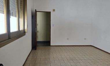 2 ambientes amplio - patio - san martin centro