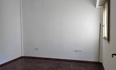 2 ambientes amplio - patio - san martin centro