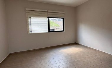 Casa amueblada en renta con alberca.