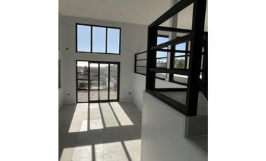 QUINTERO - LOMAS DEL MAUCO - CASA EN ARRIENDO - 3D 3B 2E